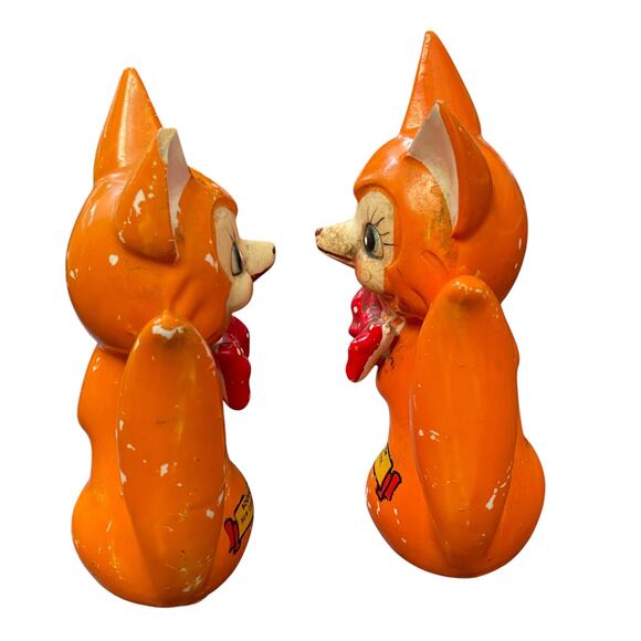 Vintage Elvin Anthropomorphic Fox Salt & Pepper Shakers Orange w/ Red Bow Tie - Picture 4 of 16